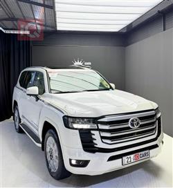 تويوتا لاندكروزر